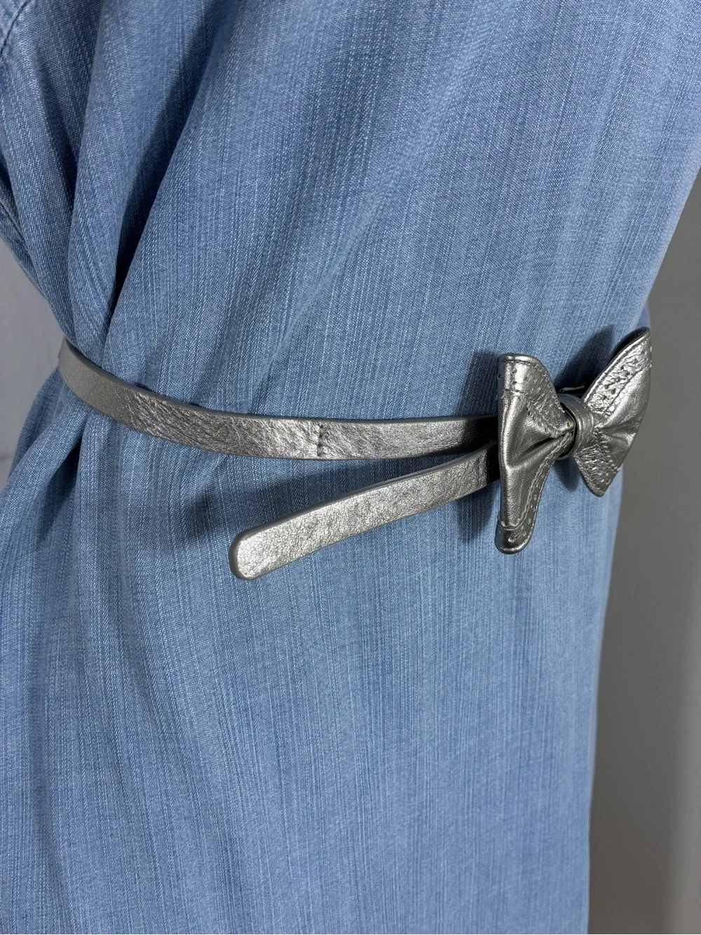 Cole Haan Womens Belt Sz L/XL Metallic Silver Bow Belt cute